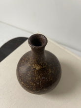 Load image into Gallery viewer, Brown Speckled Ceramic Bud Vase

