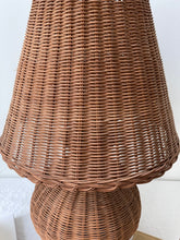 Load image into Gallery viewer, All Wicker Table Lamp
